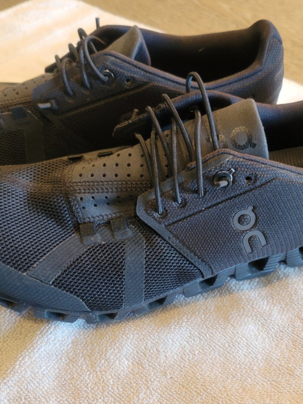 On Running Cloud X Black Running Training Shoes Women's 10 EU 42 - Picture 6 of 7
